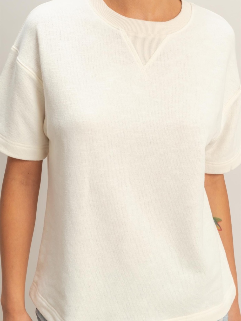329 - Short Sleeve Sweatshirt in Whipped Cream